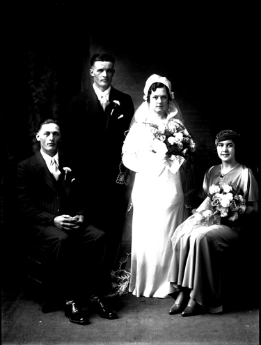 Photo - Unknown People