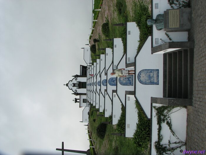 369 Senhora da Paz