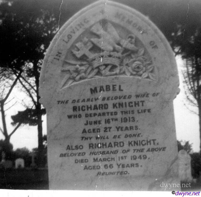 Gravestone-Richard-&-Mabel-Knight-Ermington-Churchyard